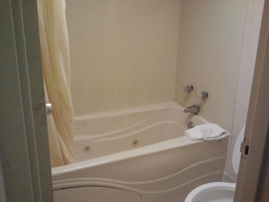 Studio 9 Inn&Suites Decatur Habitación foto